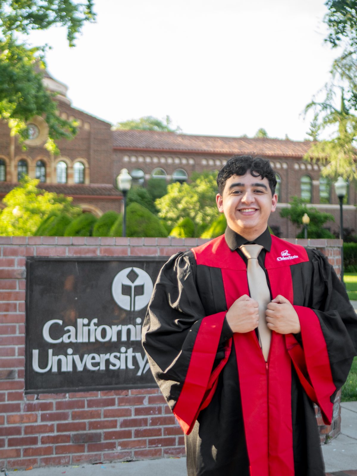 Senior graduation portrait — Greg